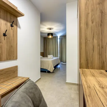 Bed & Breakfast Sunrise Beachfront Ii 3*