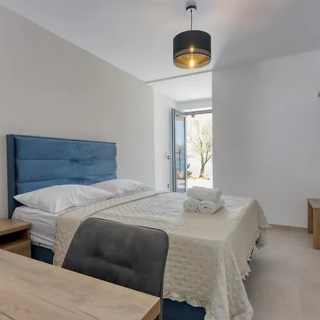 Sunrise Beachfront Ii 3* Poreč