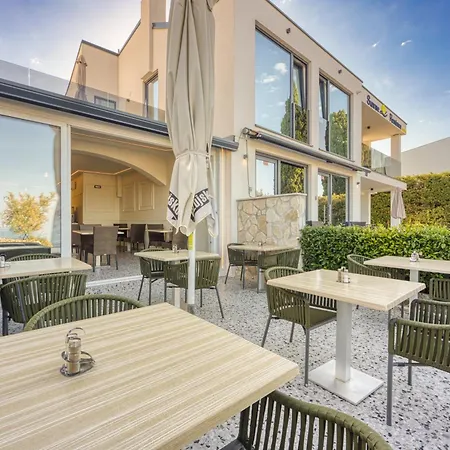 Sunrise Beachfront Ii 3*